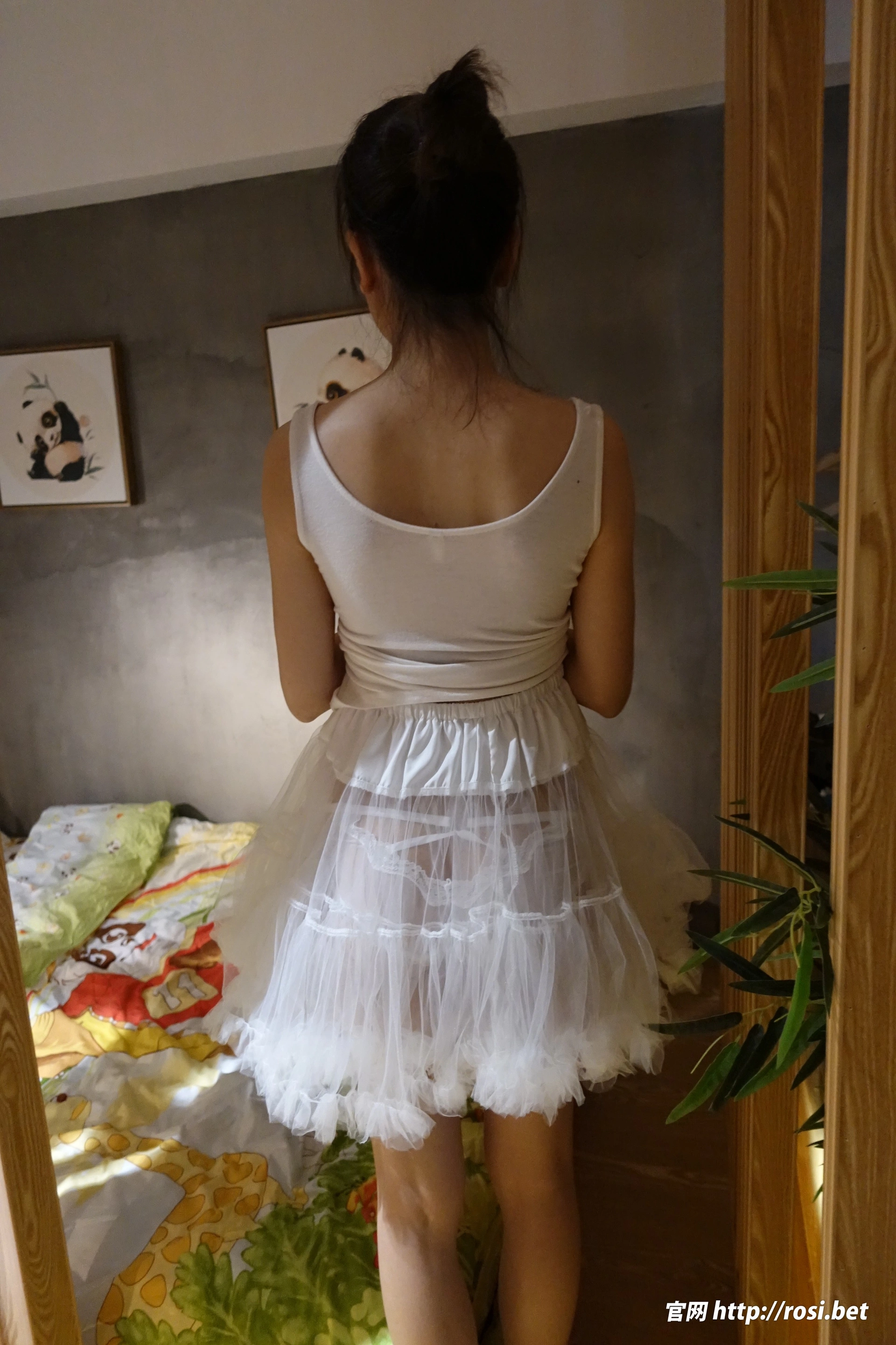 [ROSI写真]2023.12.31 NO.4409 2
